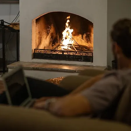 Apanemia House Nyaraló *